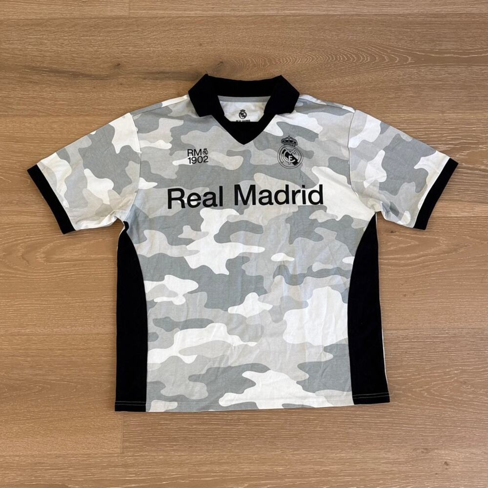 Aeropostale Real Madrid Camo Soccer Tee Size M Black Gray white